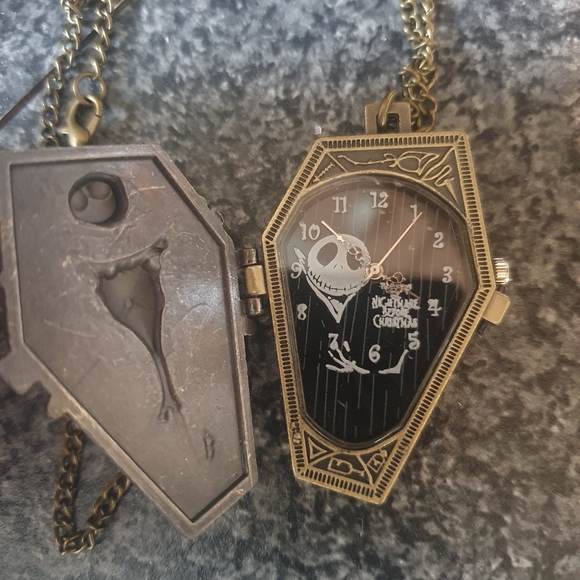 Nightmare before Christmas pocket watch - Picture 3 of 4